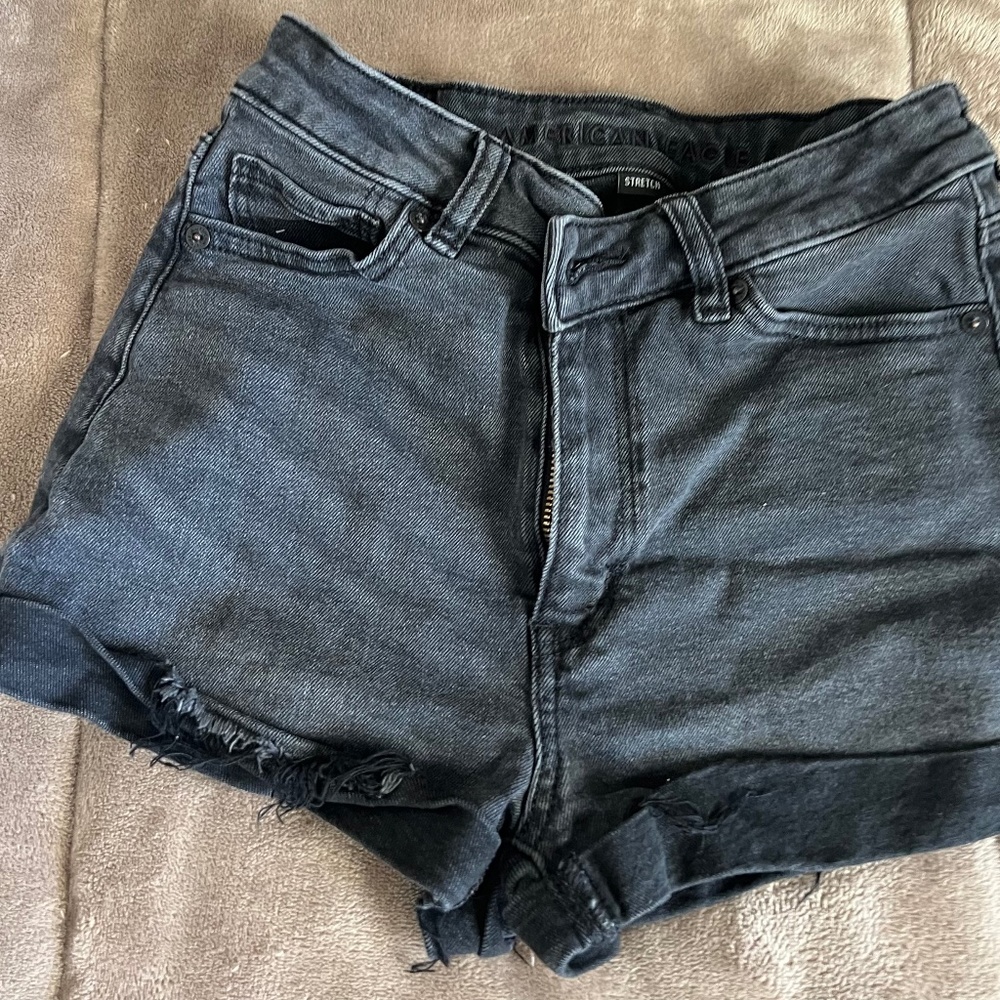 American Eagle Juniors High Rise Mom Short sz 00